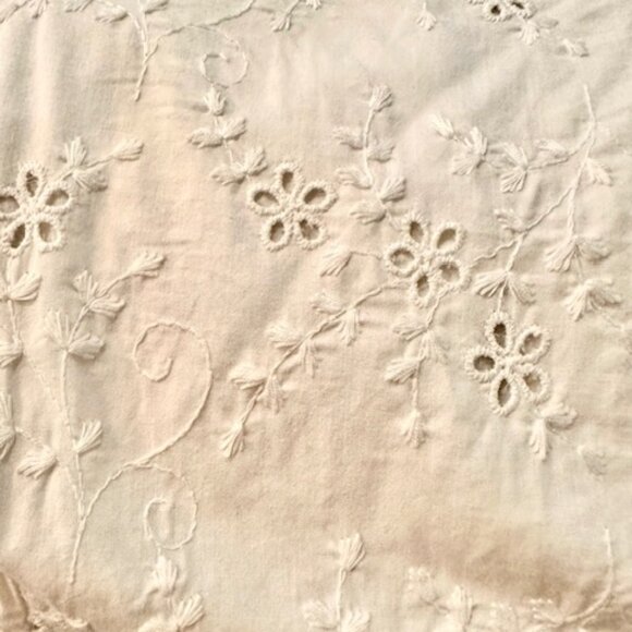 Charter Club White Eyelet dress - Size 10 - Picture 6 of 13